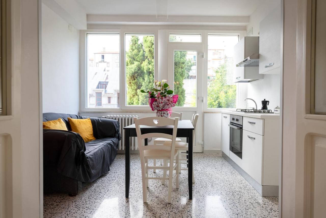 B & B L'Abbraccio Agnone Exteriör bild
