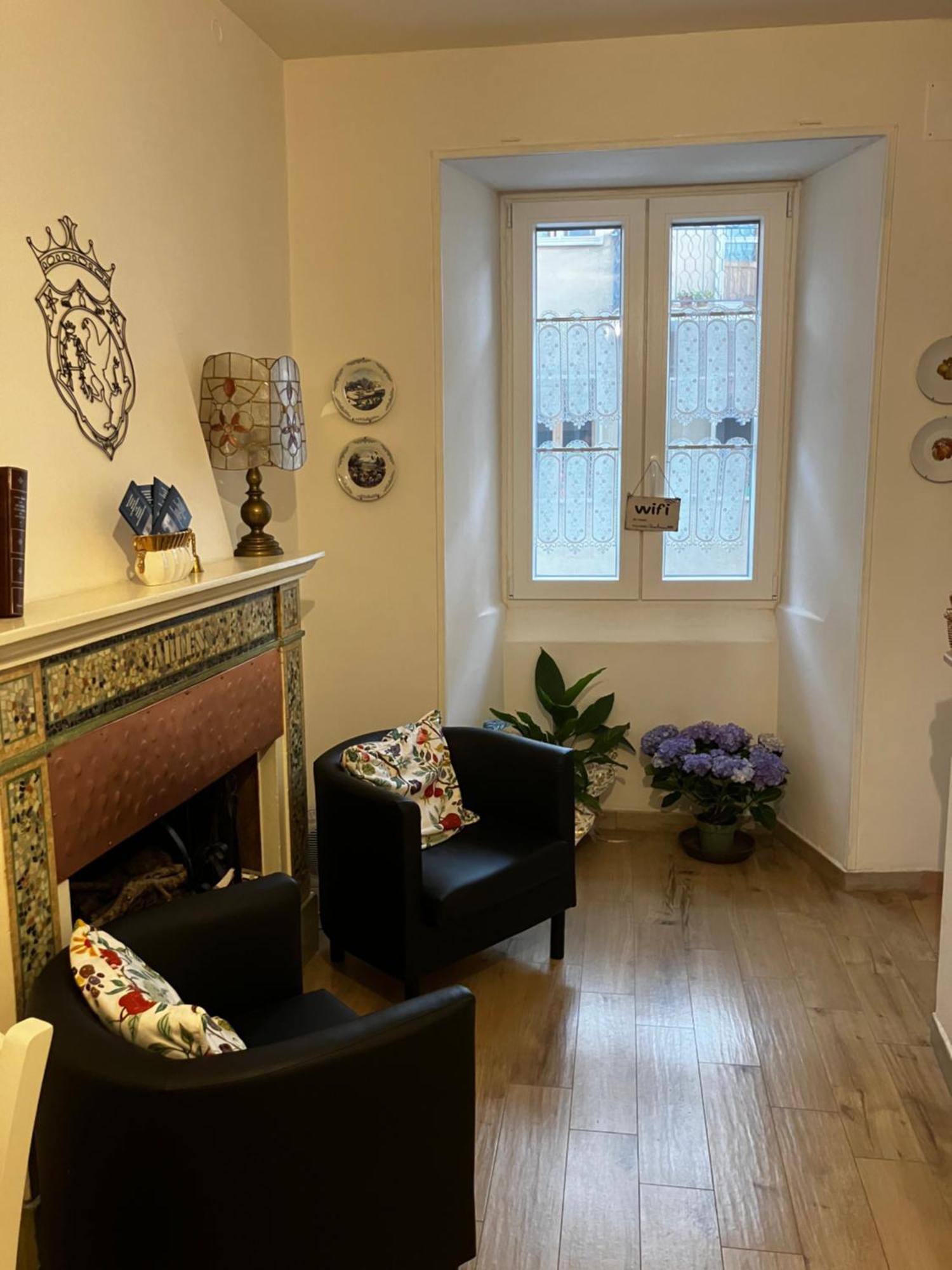B & B L'Abbraccio Agnone Exteriör bild